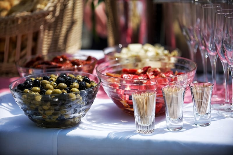 Galaxy-themed Banquets